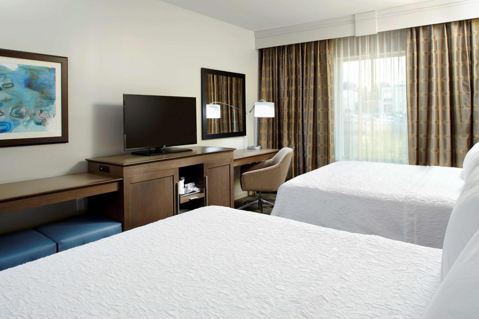 Hampton Inn & Suites Pittsburgh Airport South/Settlers Ridge Robinson Township Exterior foto