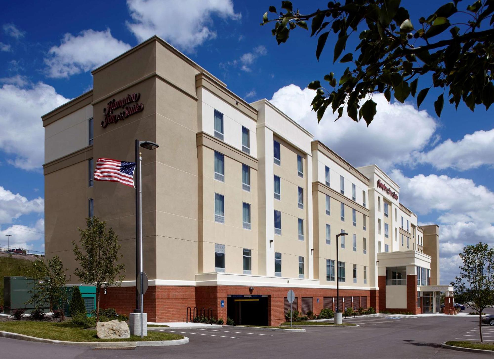 Hampton Inn & Suites Pittsburgh Airport South/Settlers Ridge Robinson Township Exterior foto